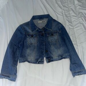Cropped denim jacket